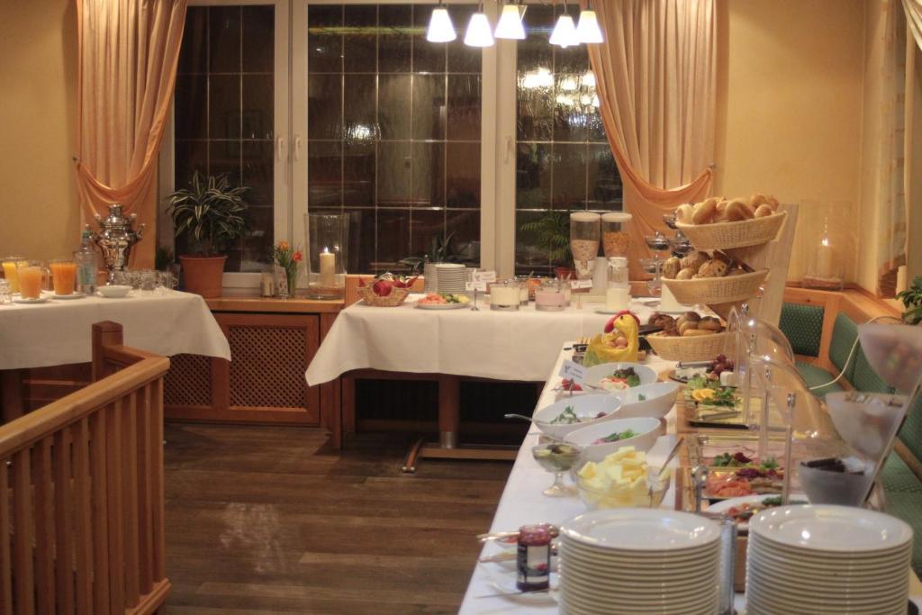 Akzent Hotel Hubertus Melle Bagian luar foto